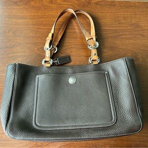 Coach brown leather shoulder bag